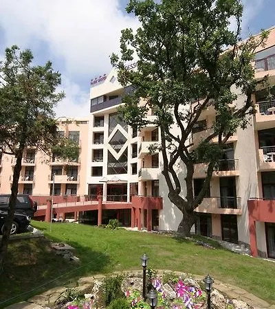 アパート Odessos Park