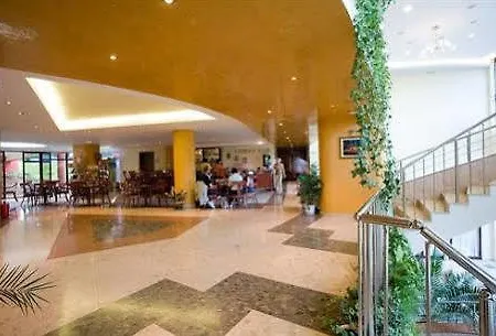 Odessos Park アパート *