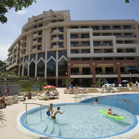 Odessos Park Apartment